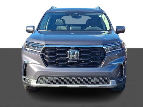 Certified 2023 Honda Pilot Elite image 2