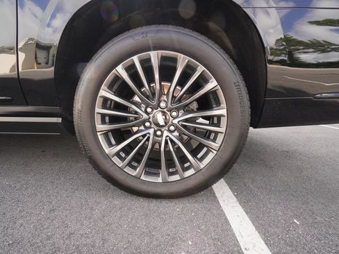 Used 2025 Cadillac Escalade ESV Sport Platinum AWD/4WD image 35