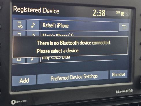 Used 2021 Toyota RAV4 XLE image 6