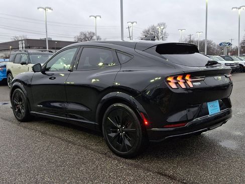 Used 2025 Ford Mustang Mach-E GT image 8