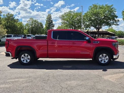 Used 2024 GMC Sierra 1500 SLE AWD/4WD image 4