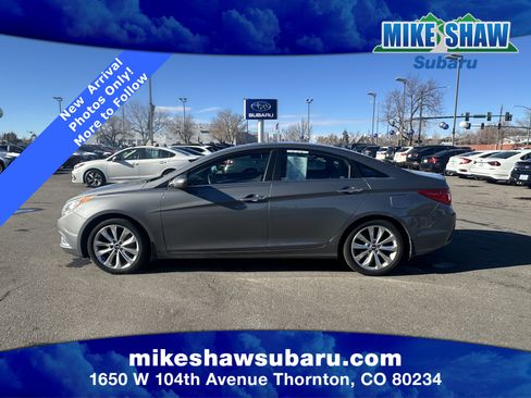 Used 2013 Hyundai Sonata SE w/ Navigation & Sunroof Pkg image 25
