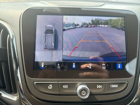 Used 2024 Chevrolet Equinox RS w/ RS Leather Package image 22