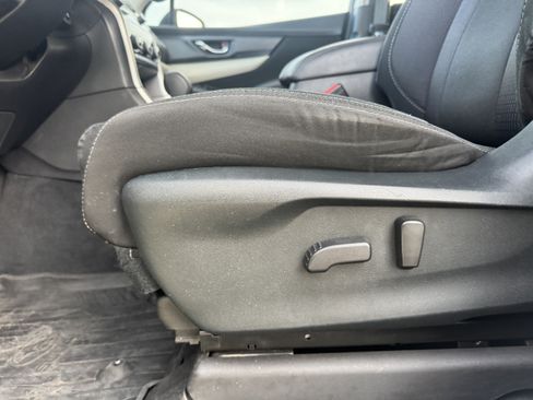 Used 2022 Subaru Ascent Premium w/ Convenience Package image 11