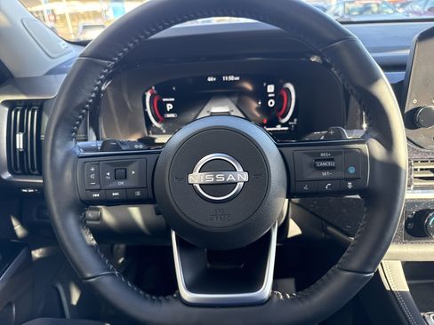 New 2025 Nissan Pathfinder Platinum w/ Cargo Package image 32