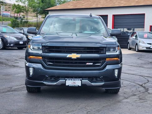 Used 2018 Chevrolet Silverado 1500 LT w/ All Star Edition AWD/4WD image 4