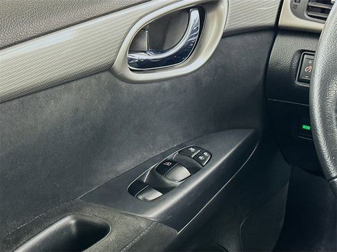 Used 2014 Nissan Sentra SR w/ SR Driver Package image 13
