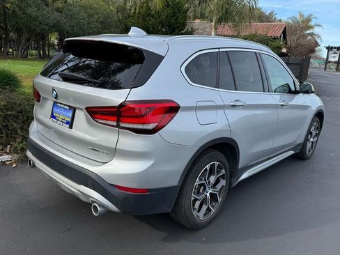 Used 2021 BMW X1 xDrive28i w/ Premium Package image 6