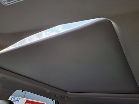 Certified 2023 Nissan Rogue SL w/ SL Premium Package image 23