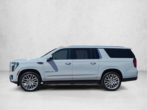 New 2026 GMC Yukon XL Denali w/ Denali Reserve Package AWD/4WD image 9