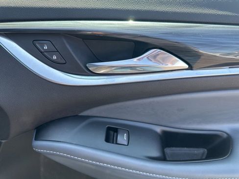 Used 2023 Buick Enclave Essence w/ Experience Buick Package image 16