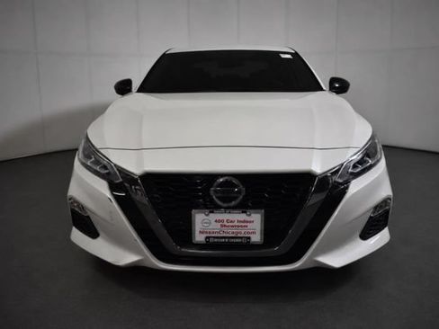 Used 2019 Nissan Altima 2.5 SR FWD image 2