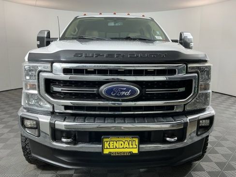 Used 2020 Ford F250 Lariat w/ Chrome Package image 2
