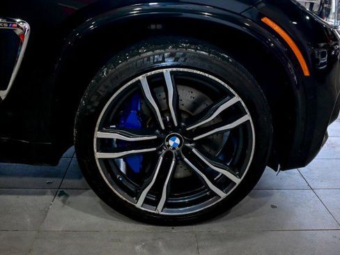 Used 2017 BMW X5 M image 48