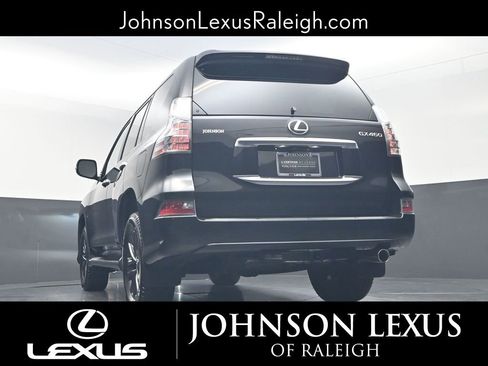 Used 2023 Lexus GX 460 Premium w/ Premium Package AWD/4WD image 18