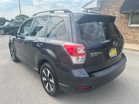 Used 2017 Subaru Forester 2.5i Premium AWD/4WD image 9