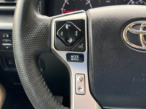 Used 2020 Toyota 4Runner SR5 Premium w/ Moonroof Package AWD/4WD image 29