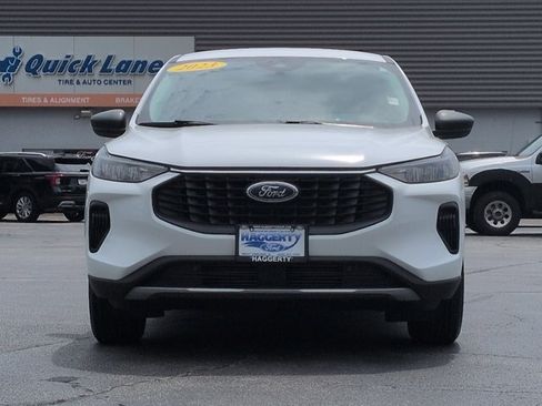 Certified 2023 Ford Escape Active AWD/4WD image 2