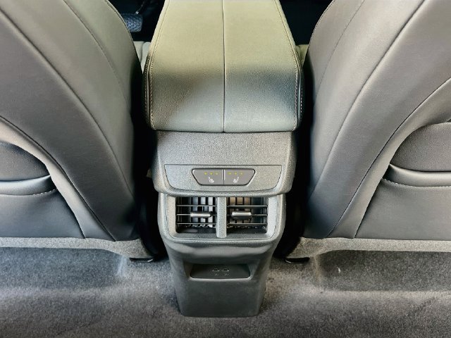 New 2027 GMC Terrain AT4 w/ Convenience Package III AWD/4WD image 18