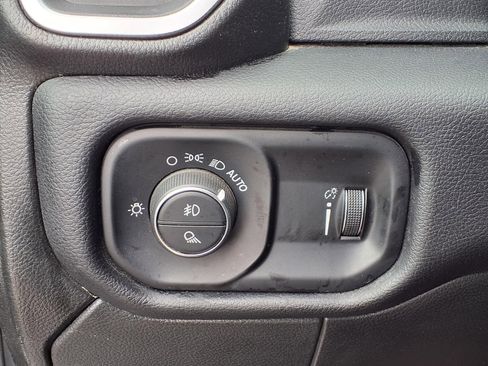 Used 2024 RAM 2500 Big Horn AWD/4WD image 7