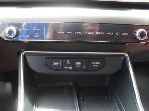 New 2025 Kia Carnival SX Prestige image 56