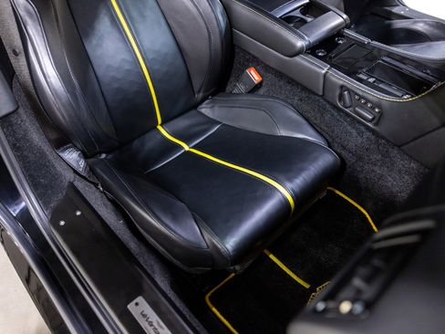 Used 2016 Aston Martin V12 Vantage S image 30