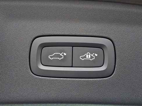 Used 2022 Polestar Polestar 2 w/ Plus Package image 29