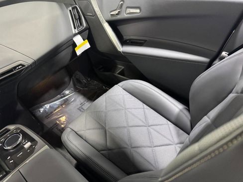 New 2026 BMW iX xDrive60 w/ M Sport Package image 18