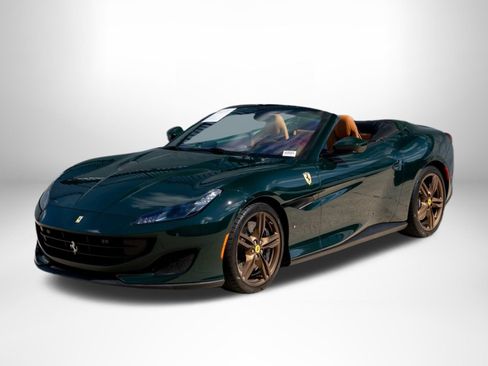 Used 2019 Ferrari Portofino RWD image 5