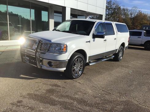 Used 2007 Lincoln Mark LT 4x4 image 8