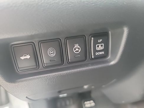 Used 2023 Nissan Maxima Platinum w/ Sport Mat Group FWD image 15