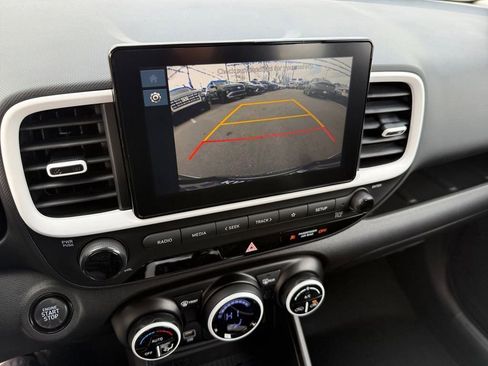New 2026 Hyundai Venue SEL image 18