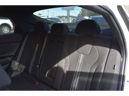 New 2026 Hyundai Elantra SEL Sport Premium image 28