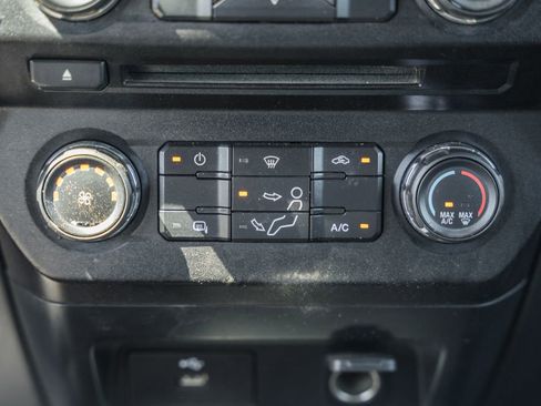 Used 2017 Ford F550 4x4 SuperCab Super Duty image 35
