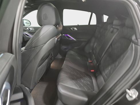 Used 2023 BMW X6 xDrive40i w/ Executive Package image 12