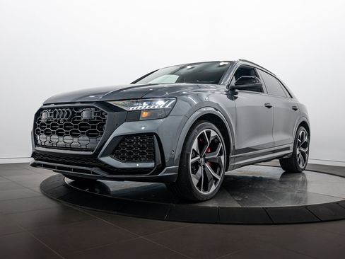 Used 2023 Audi RS Q8 w/ Black Optic Package AWD/4WD image 7