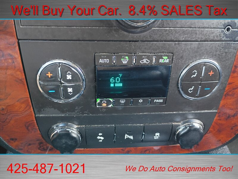 Used 2012 Chevrolet Suburban LT AWD/4WD image 31