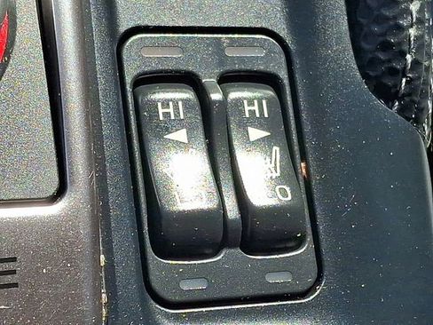 Used 2023 Subaru Forester Touring w/ Popular Package #2 AWD/4WD image 27