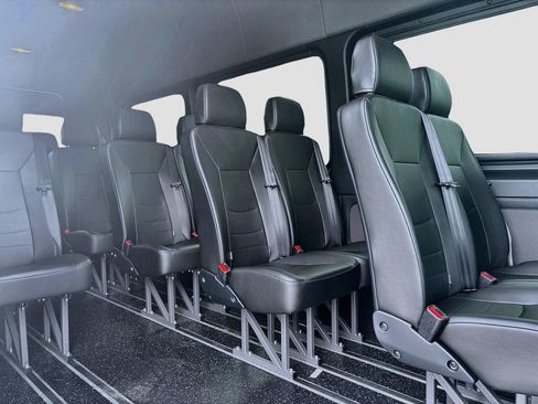 Used 2024 Mercedes-Benz Sprinter 3500 image 14