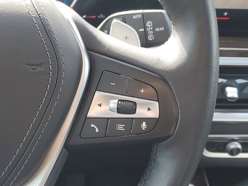 Used 2024 BMW X5 xDrive40i w/ Premium Package image 13