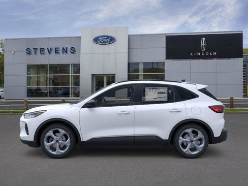 New 2026 Ford Escape ST-Line w/ Cold Weather Package AWD/4WD image 4