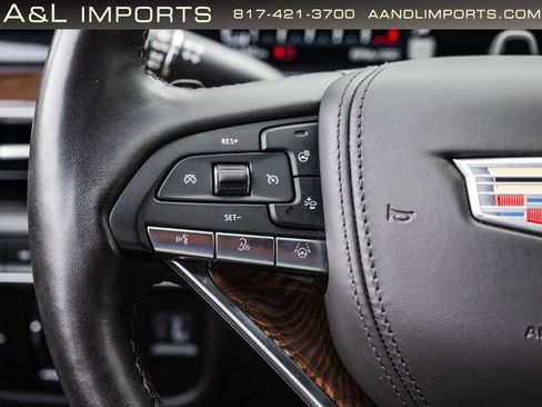 Used 2022 Cadillac Escalade Sport Platinum w/ Heavy-Duty Trailer Package AWD/4WD image 43