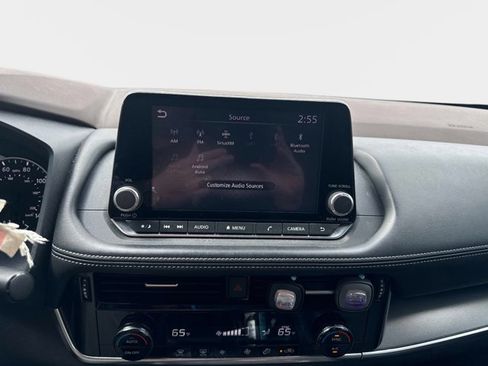 Certified 2022 Nissan Rogue SV image 15