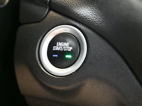 Used 2020 Chevrolet Equinox LT AWD/4WD image 32