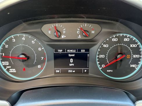 New 2025 Chevrolet Malibu LS image 14