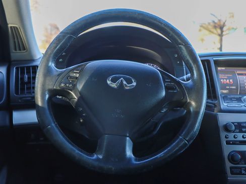 Used 2013 INFINITI G37 Journey w/ Premium Pkg image 27