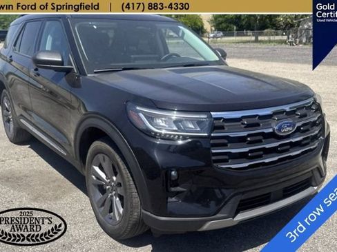 Used 2025 Ford Explorer Active w/ Active Comfort Package AWD/4WD image 11