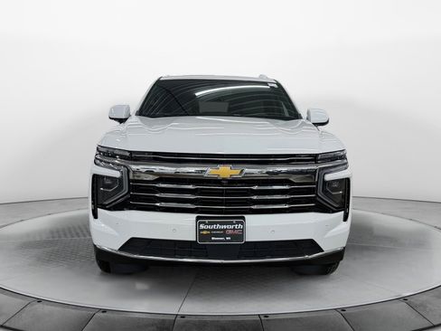 Used 2025 Chevrolet Tahoe LT image 7