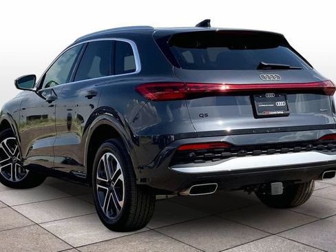 Used 2025 Audi Q5 Premium w/ Convenience Package AWD/4WD image 11