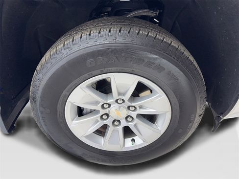 Used 2024 Chevrolet Silverado 1500 LT image 80